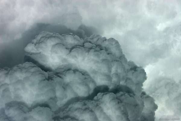 Cumulonimbus en développement.